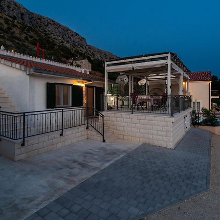 Kuca Za Odmor R&A Villa โปดสตรานา ภายนอก รูปภาพ